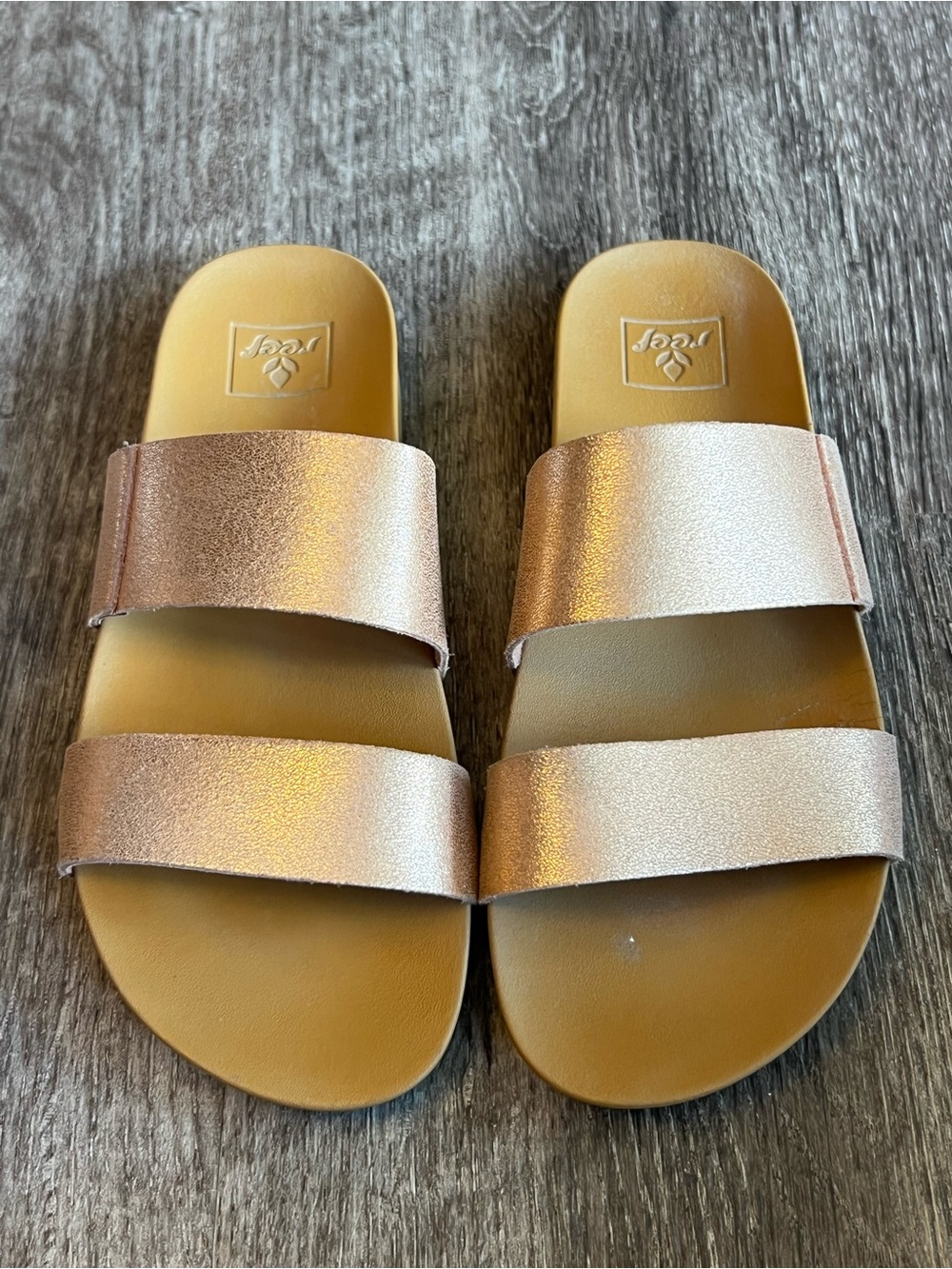 Reef Women's Metallic Rose Slide Sandals
